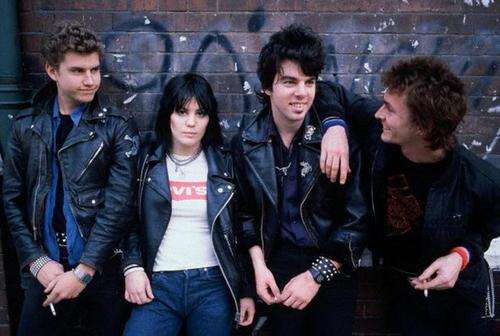 Joan jett and the blackhearts